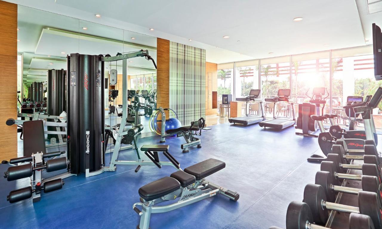 Novotel Chennai Sipcot מראה חיצוני תמונה The gym at the InterContinental